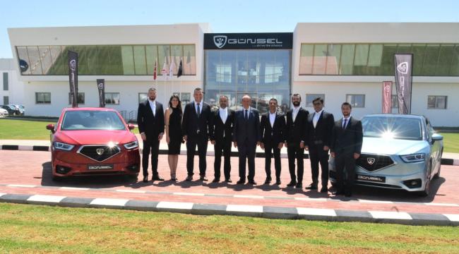 Cumhurbaşkanı Ersin Tatar, KKTC’nin yerli otomobili GÜNSEL’i ziyaret etti