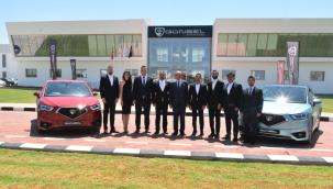 Cumhurbaşkanı Ersin Tatar, KKTC'nin yerli otomobili GÜNSEL'i ziyaret etti 