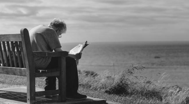 Yaşlıları Yalnız ve İlgisiz Bırakmayın