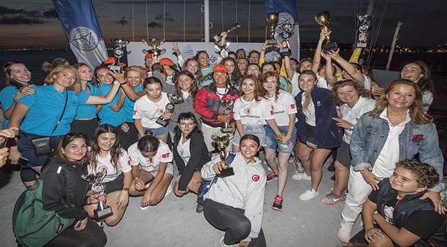 7. DENİZ KIZI KADIN YELKEN KUPASI’NIN  KAZANANLARI BELLİ OLDU