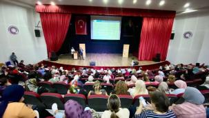 AK Parti İzmir Kadın Kolları'ndan 'Kadın Girişimciliği Zirvesi'