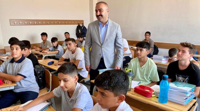 Başkan Selman Günaydın öğrencilere başarılar diledi