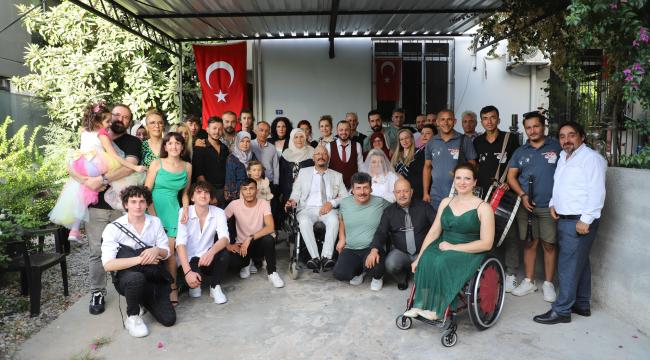 Büyükşehir Belediyesinin Engelsiz Kafe’sinde Dünya Evine Girdiler