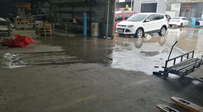 Bornova 4.Sanayi Sitesi esnafları çözüm istiyor