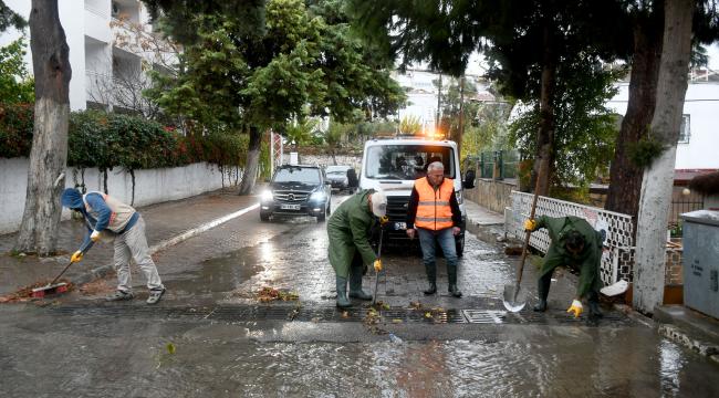 KUŞADASI BELEDİYESİ’NDE SAĞANAK SEFERBERLİĞİ