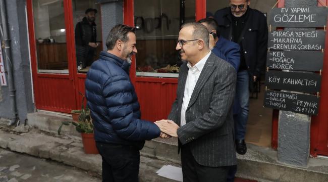 AK Parti İzmir İl Başkanı Kerem Ali Sürekli  “Yıkmıyor, yapıyor; durmuyor, koşuyoruz!”