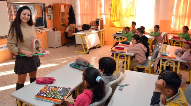 İZDO'dan Kaklıç İlkokulu Öğrencilerine Ağız ve Diş Sağlığı Eğitimi