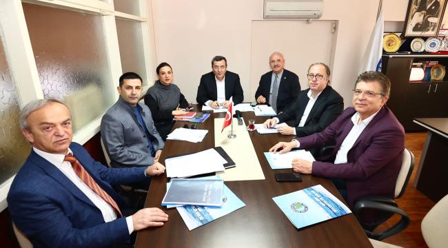 Kıyı Ege Belediyeler Birliği, deprem gündemi ile olağanüstü toplandı.