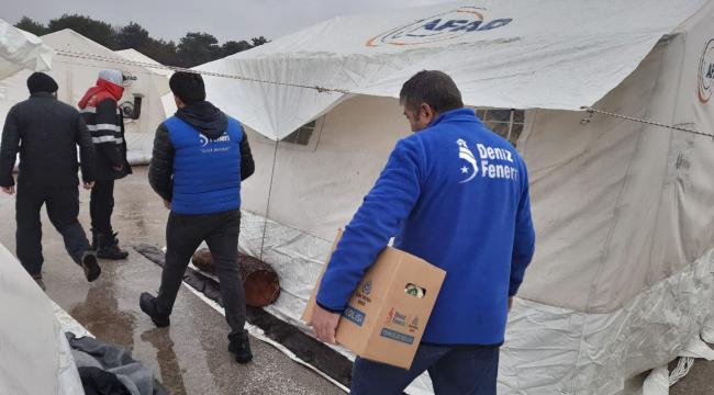 DENİZ FENERİ DERNEĞİ RAMAZAN AYINDA DEPREMİN VURDUĞU İLLERDE DEPREMZEDENİN YANINDA!