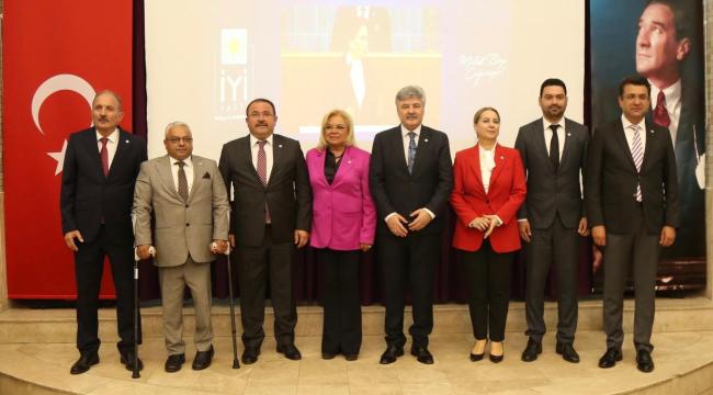 İYİ PARTİ MUĞLA MİLLETVEKİLİ ADAYLARI SAHAYA ÇIKTI
