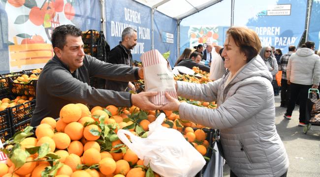 KADIKÖY, DEPREMZEDE ÇİFTÇİLERLE DAYANIŞMAYA DEVAM EDİYOR