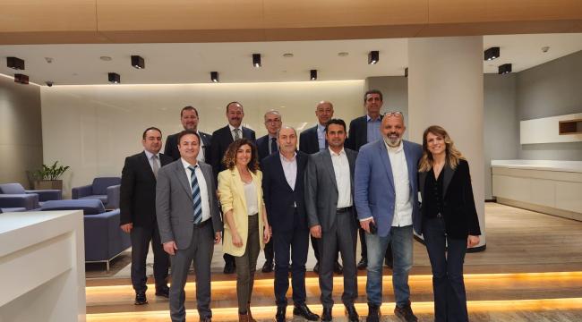 SERBEST BÖLGE KURUCU VE İŞLETİCİLERİ DERNEKLEŞEREK GÜÇLERİNİ BİRLEŞTİRDİ