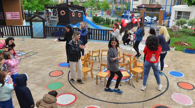 Annelerle çocukların eğlenceli buluşması