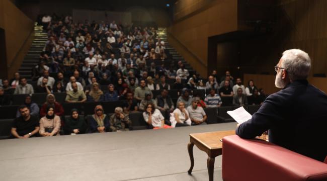 Bergama'da "İstanbul'un Fethi" konulu konferans