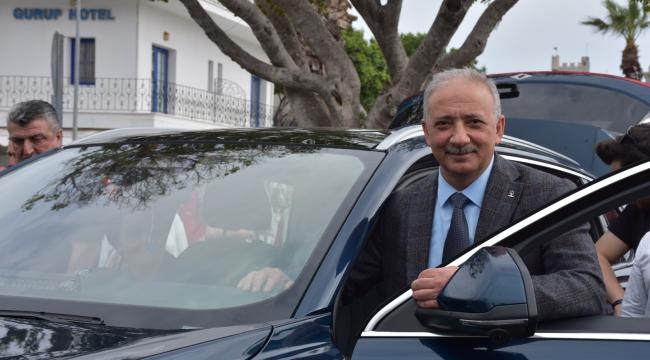 Mete Bodrum&#039;da TOGG T10X ile seçim çalışmalarını sürdürdü