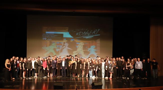 BURSA ZEKİ MÜREN GÜZEL SANATLAR LİSESİ ÖĞRENCİLERİNDEN MEST EDEN KONSER