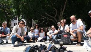 Gazeteciler Basın Bayramı'nda makine bırakma eylemi yaptı