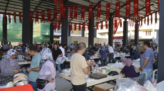 ESKİ PEYNİR HALİ’NDE PAZARTESİ GÜNLERİ DE PAZAR KURULACAK