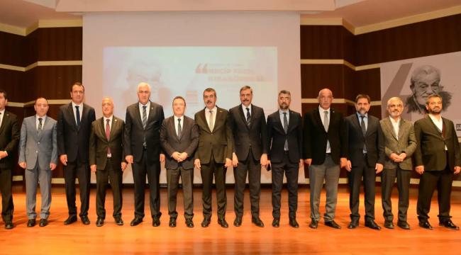 Vefatının 40. Yılında Necip Fazıl Kısakürek Sempozyumu düzenlendi