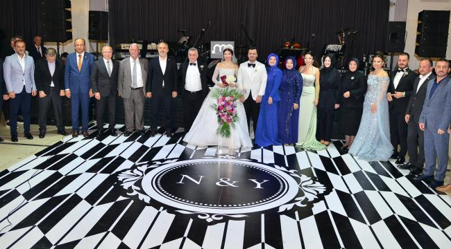 14 şahitli görkemli nikah