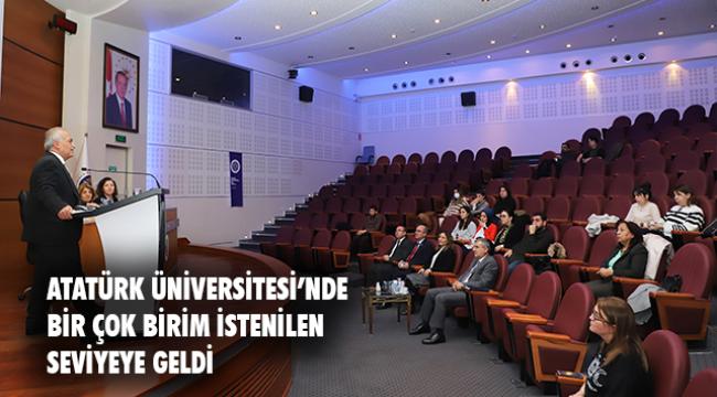 EDEBİYAT FAKÜLTESİ İLE ECZACILIK FAKÜLTESİNE YÖNELİK İZLEME VE DEĞERLENDİRME TOPLANTISI DÜZENLENDİ