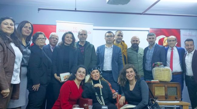 Bedia Akartürk Gençlerle Söyleşti