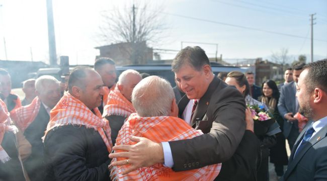 Ödemiş'in köylerine Kocaoğlu selamıyla girdi