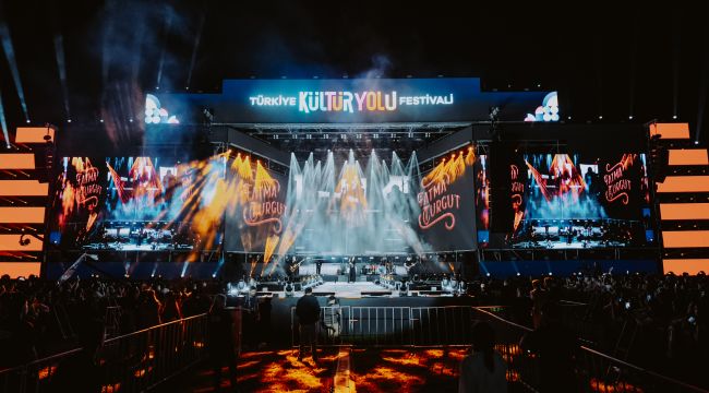 TÜRKİYE KÜLTÜR YOLU FESTİVALİ REKOR KATILIMLA ADANA’DA BAŞLADI