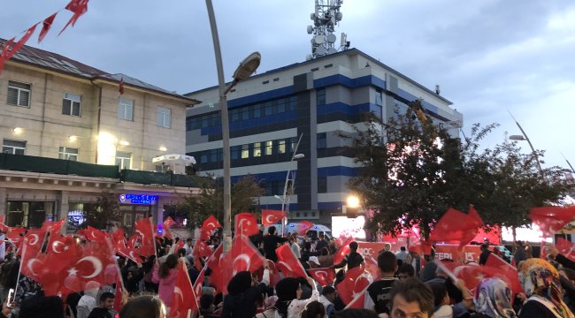 15 Temmuz Demokrasi ve Milli İrade Günü Erzurum&#039;da Coşkuyla Anıldı