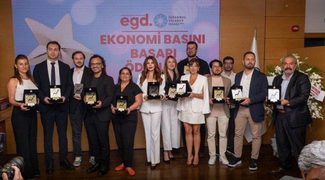 Ekonomi Gazetecileri Derneği’nden Kenan Yeşil’e ödül