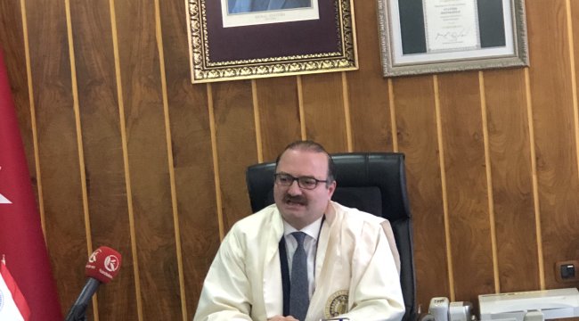 Prof.Dr. Ahmet Hacımüftüoğlu Kimdir ?