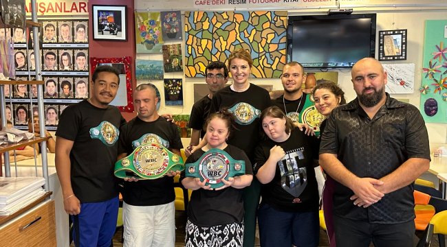 WBC Türkiye&#039;nin şampiyon boksörlerinden down sendromlu bireylere anlamlı ziyaret