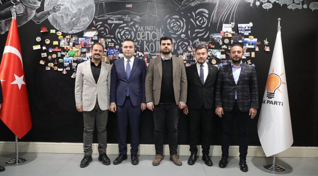 AK Parti Erzurum İl Gençlik Kolları&#039;nda Bayrak Değişimi