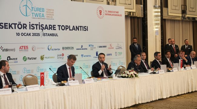 Bakan Bayraktar TÜREB İstişare Toplantısı&#039;nda Sektör Temsilcileri İle Buluştu