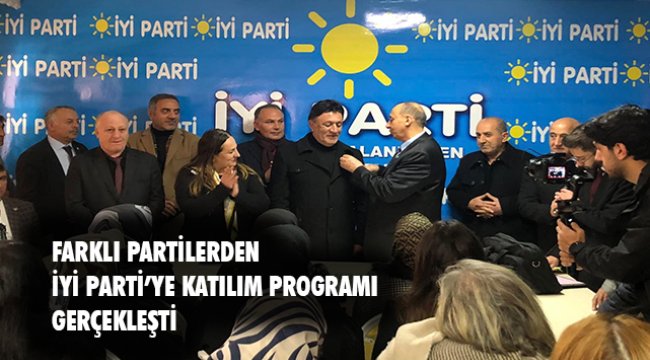 İYİ Parti&#039;ye farklı partilerden 100&#039;e yakın kişi katıldı