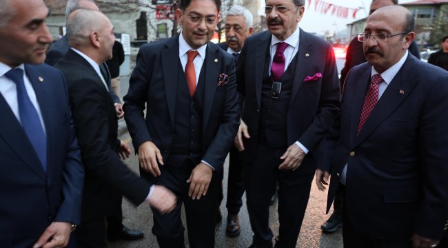 TOBB Başkanı Hisarcıklıoğlu&#039;ndan Erzurum Ticaret Borsası&#039;na Ziyaret