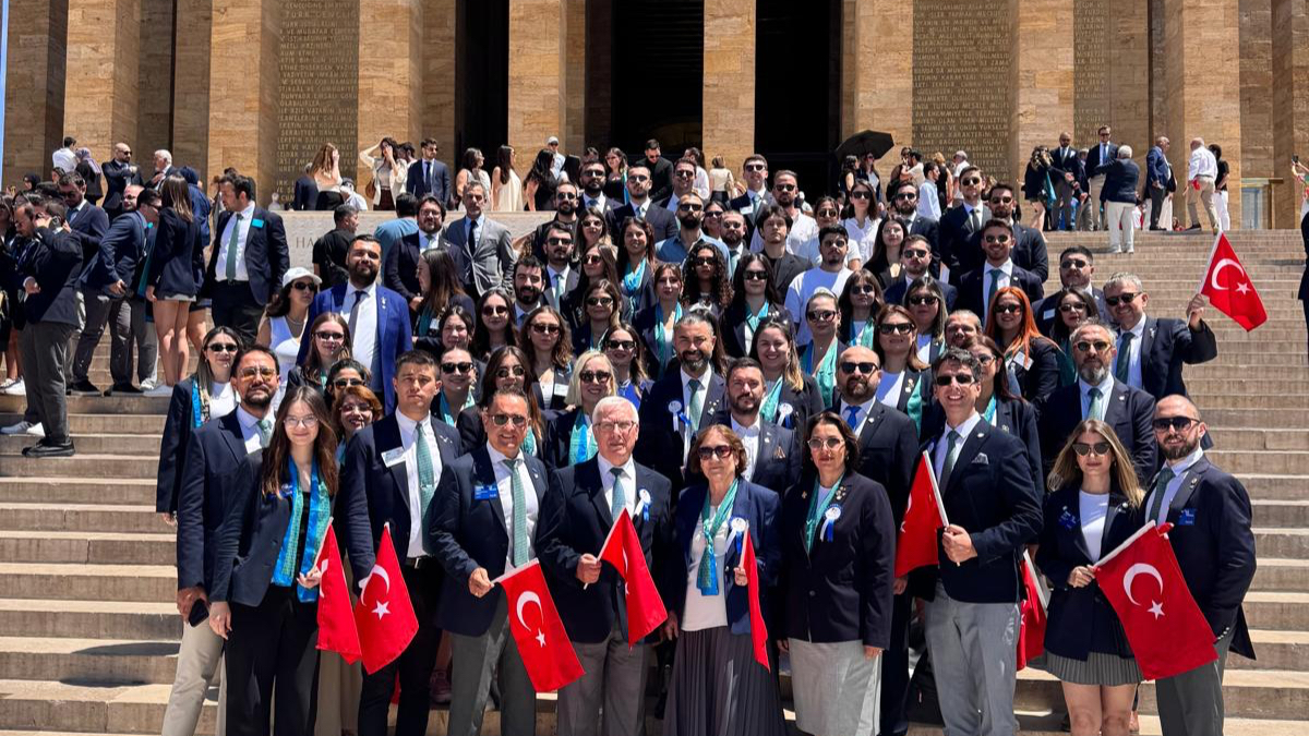Rotaryenler Yeni Döneme Anıtkabir’de ATA’ya Saygıyla Başladı