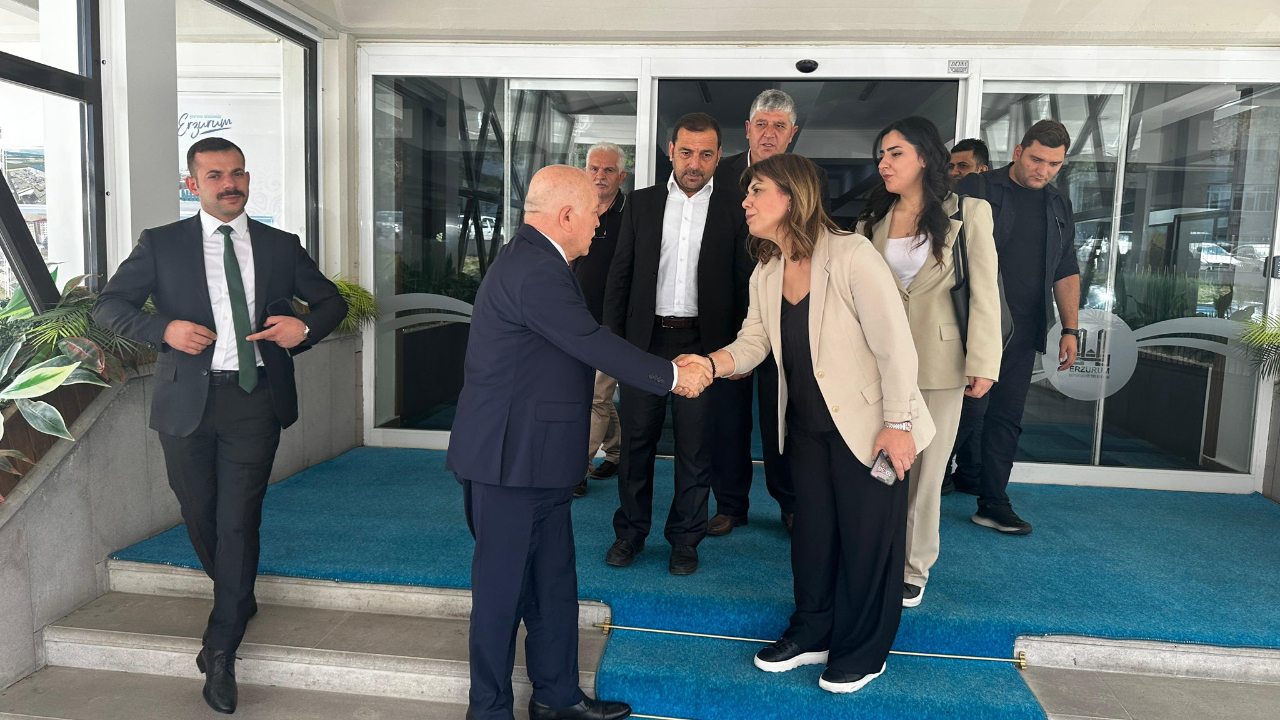 DEM Parti Heyetinden Başkan Sekmen’e Ziyaret