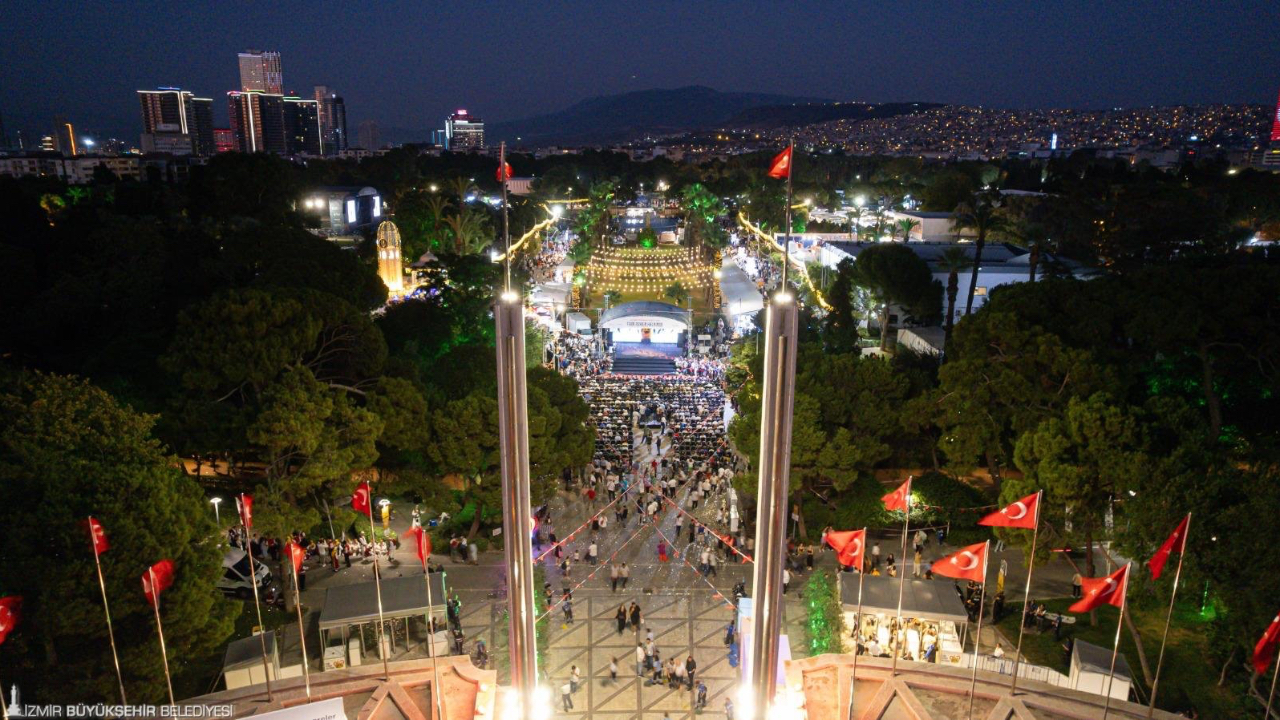 İzmir Enternasyonal Fuarı’na ilk gününde büyük ilgi