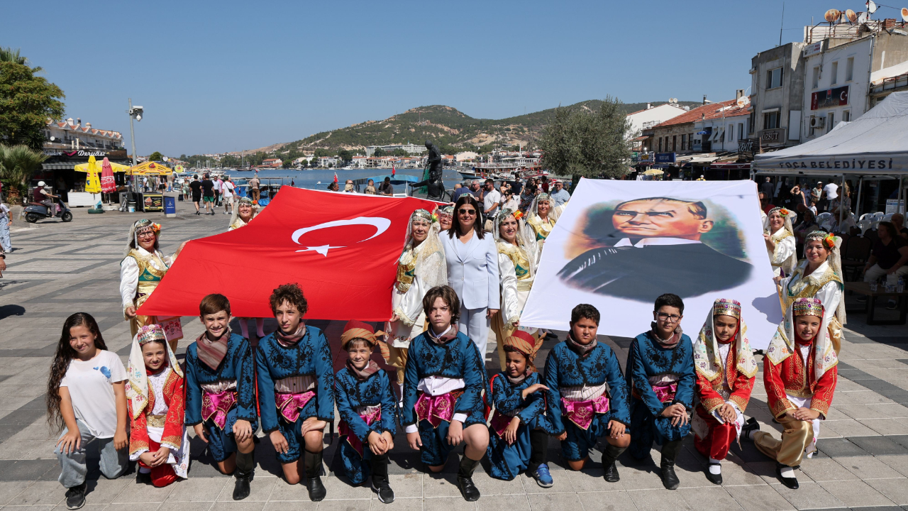 Foça’nın Kurtuluşunun 103. Yılı Coşkuyla Kutlandı