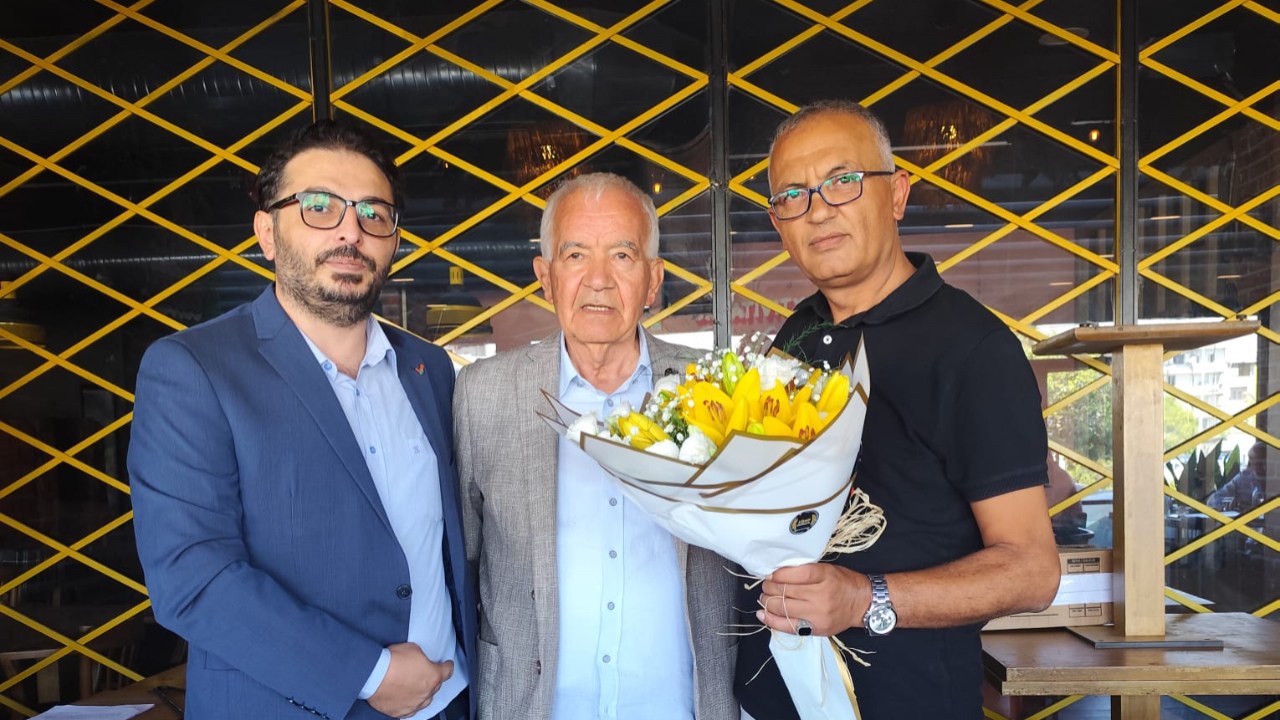 Karabağlar’da 15 Yıllık görev sonrası bayrak değişimi