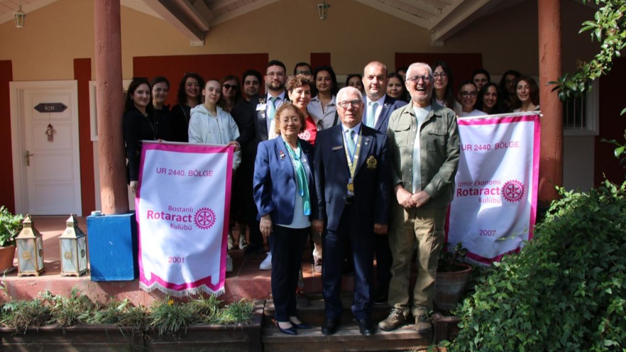 Rotary Kulübü&#039;nden Teknoloji Detoksu: &#039;&#039;Ekran&#039;dan Uzaklaş Hayata Yaklaş&#039;&#039;