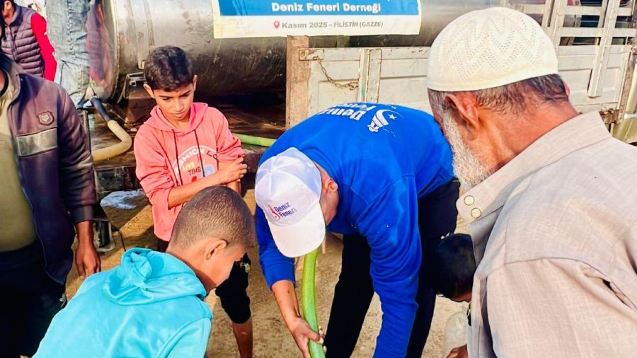 Deniz Feneri’nden En Büyük Su Yardımı Yola Çıktı!