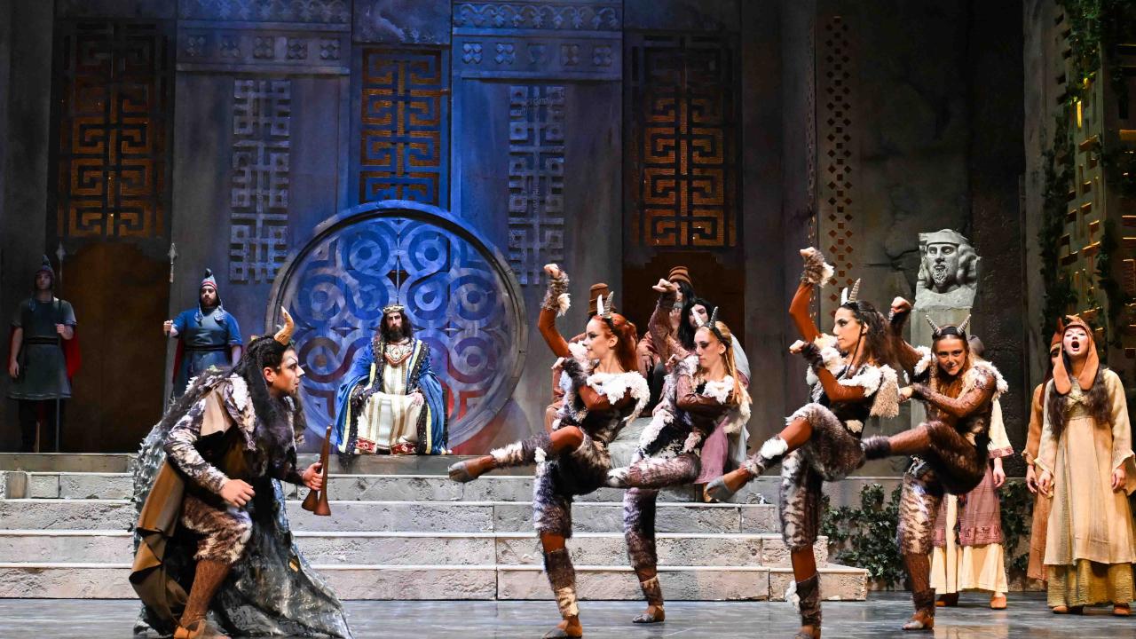 Midas’ın Kulakları Yeniden Sahnede