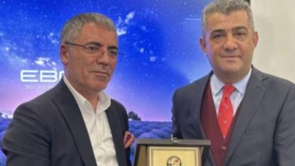 Halil Karapınar’dan Memleketine Vefa Örneği