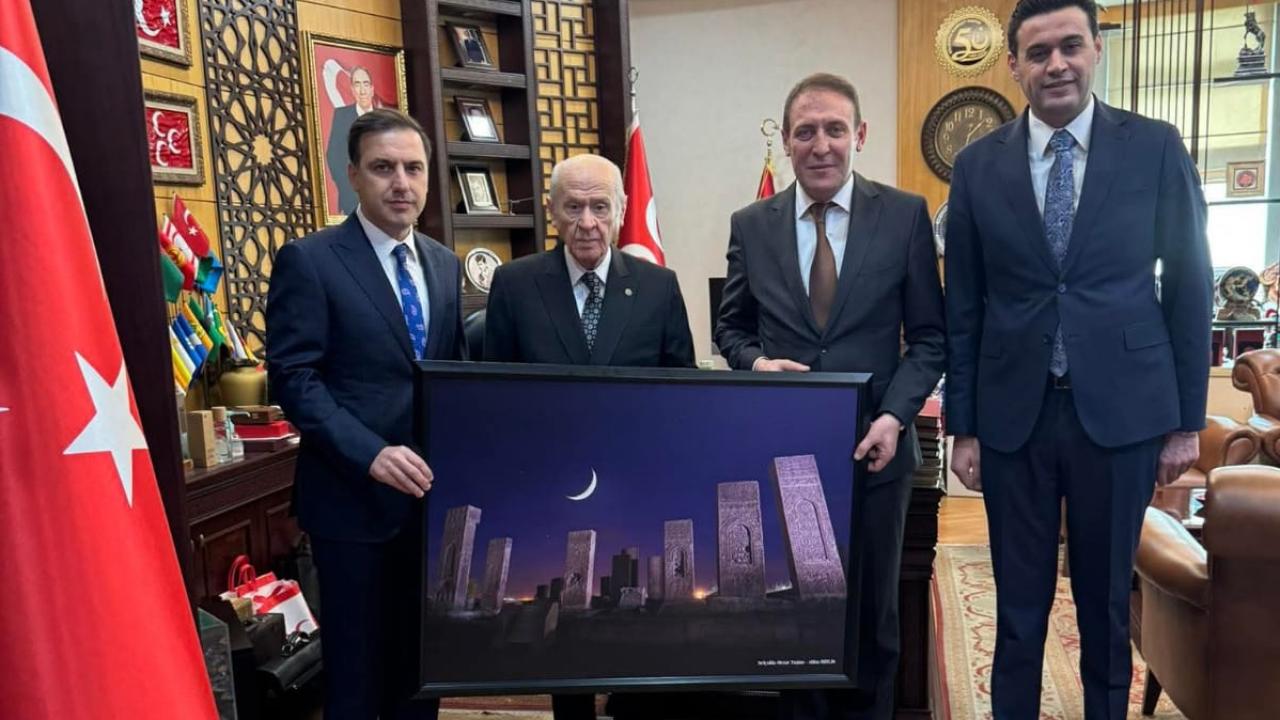 Prof. Dr. Muhammet Hanifi Macit’ten Genel Başkan Devlet Bahçeli’ye Anlamlı Ziyaret