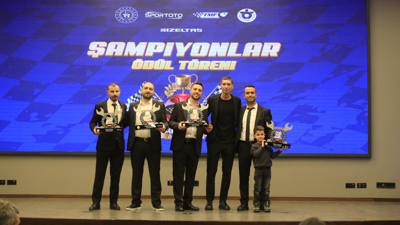 Başarılı Sporcular TMF 2025 Ödül Töreninde Buluştu