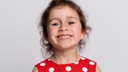 DİŞLER KONUŞUYOR: DİŞ RENKLENMELERİ NEYİN HABERCİSİ?