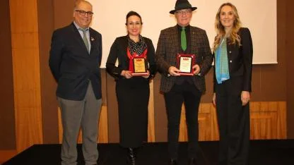 Gazeteci Aslı Can ve Av. Ulvi Puğ’a anlamlı ödül, kulüpte üye katılım töreni heyecanı