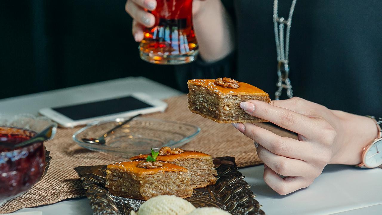 İftar Sonrası Tatlı Tüketimine Dikkat! Ramazan’da Metabolik Süreç Hassaslaşıyor